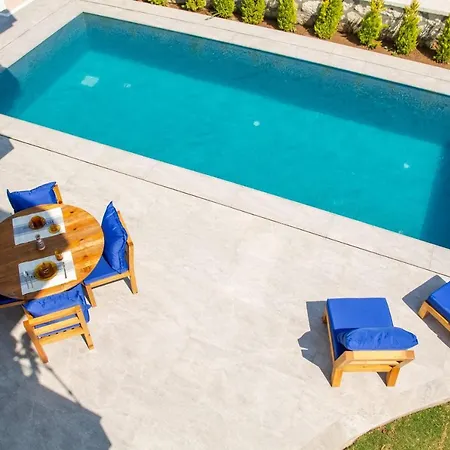 Amazing Villa With Private Pool In Alacati Cesme * Alaçatı